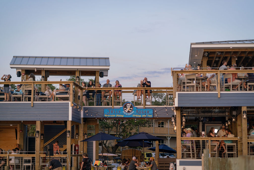 Dockside Dining